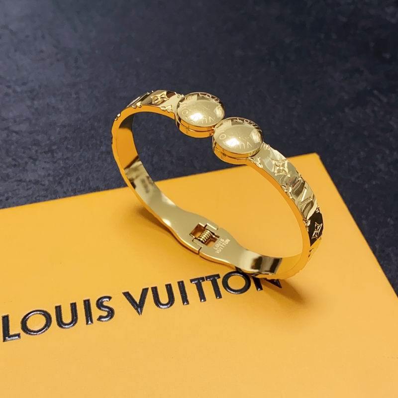 LV Bracelets 331